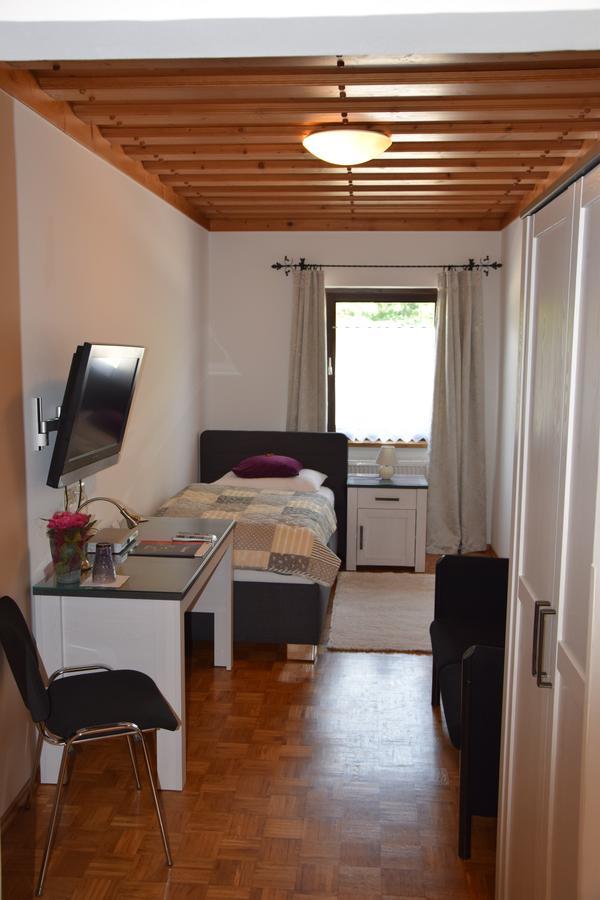 Landgasthof Steinmuehl Hofbauer Fruehstueckspension Und Campingplatz ヴァイトホーフェン・アン・デア・イプス エクステリア 写真